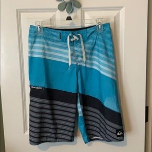 QUICKSILVER BATHING SUIT